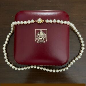 Majorica 20” Pearl Necklace with Gold Clasp